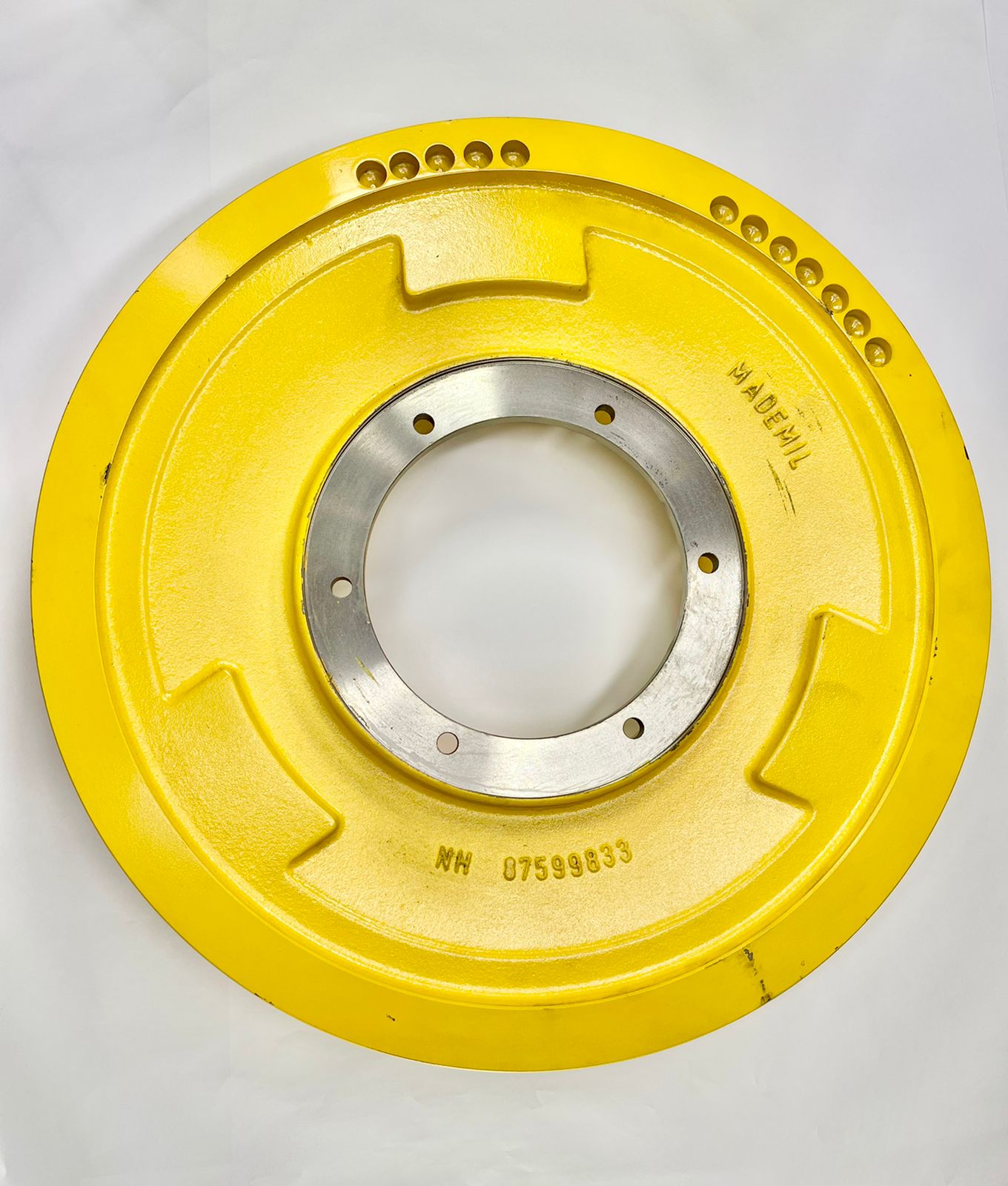 Z3323 - POLIA DE FERRO VARIADORA PARA COLHEITADEIRA 497 87599833 NEW HOLLAND